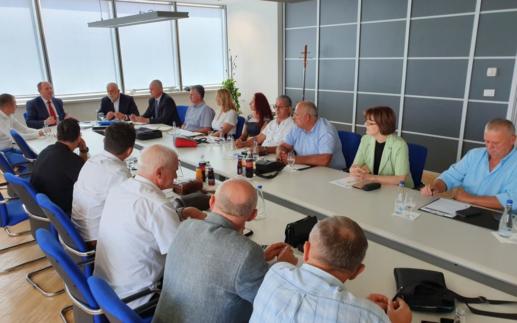 Закључци са састанка Одбора синдиката ЕРС са генералним директором ЕРС